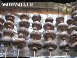 Шашлик з шампіньйонів