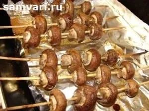 Шашлик з шампіньйонів