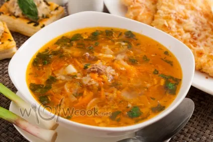 Щи із квашеної капусти, покроковий рецепт з фото