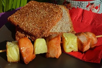 Шашлик з курки з ананасом, готуємо разом (шашлик) Шашлик з курки з ананасом, готуємо разом