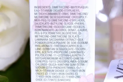 Шовковий шлях суперсбалансірованний легкий тональний крем superbalanced ™ silk makeup spf15 від (глем біг) Шовковий шлях суперсбалансірованний легкий тональний крем superbalanced ™ silk makeup spf15 від