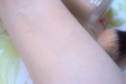Шовковий шлях суперсбалансірованний легкий тональний крем superbalanced ™ silk makeup spf15 від (легкий) Шовковий шлях суперсбалансірованний легкий тональний крем superbalanced ™ silk makeup spf15 від