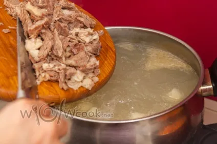 Щи із квашеної капусти, покроковий рецепт з фото