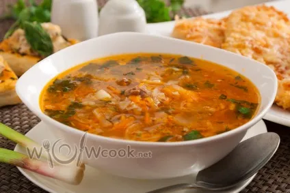Щи із квашеної капусти, покроковий рецепт з фото