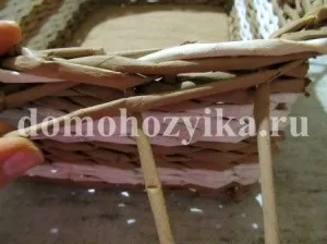Шкатулка з газетних трубочок-спосіб виготовлення з фото
