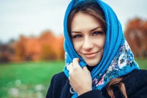 Сонник хустку на голові білий одягати уві сні бачити до чого сниться