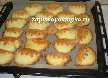 Сочники соковито з сиром рецепт (сиром) Сочники соковито з сиром рецепт