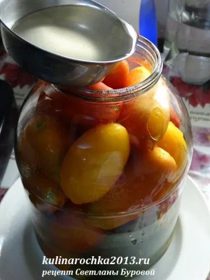 солоні помідори