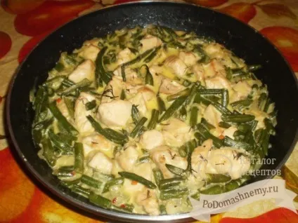 Соус для гарніру з куркою і квасолею