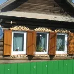 Віконниці для дачі (35 фото) на вікна металеві, дерев'яні, знімні, відео-інструкція як зробити (дачі) Віконниці для дачі (35 фото) на вікна металеві, дерев'яні, знімні, відео-інструкція як зробити