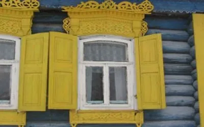 Віконниці для дачі на вікна, металеві, дерев'яні, як вибрати, кращі, встановити своїми руками,