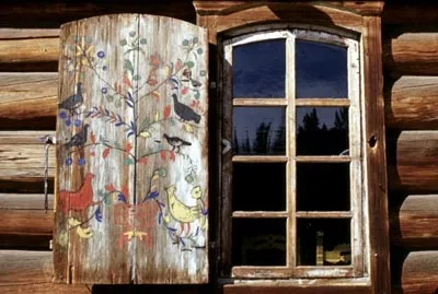 Віконниці для дачі (35 фото) на вікна металеві, дерев'яні, знімні, відео-інструкція як зробити (дерев'яні) Віконниці для дачі (35 фото) на вікна металеві, дерев'яні, знімні, відео-інструкція як зробити