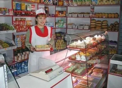 Супермаркети або маленькі магазинчики, що краще (магазинчики) Супермаркети або маленькі магазинчики, що краще
