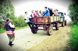 Весільні звичаї