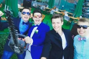Весільний ведучий митя - молодий і веселий (молодий) Весільний ведучий митя - молодий і веселий