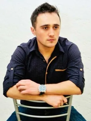 Весільний ведучий митя - молодий і веселий (веселий) Весільний ведучий митя - молодий і веселий