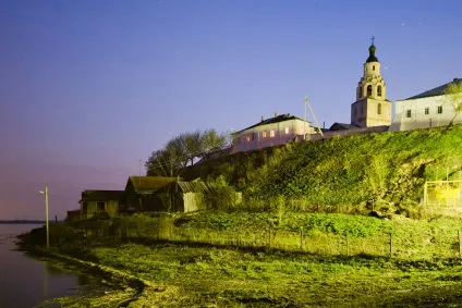 Свияжск - острів-село посеред річки (Свияжск острів-село посеред) Свияжск - острів-село посеред річки