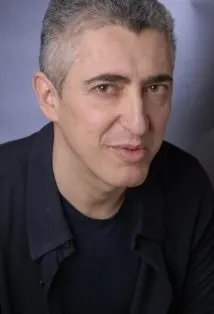 тисяча вітрин