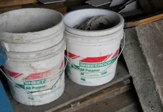 Технологія пристрою цементної стяжки підлоги своїми руками основні етапи виконання робіт (основні) Технологія пристрою цементної стяжки підлоги своїми руками основні етапи виконання робіт