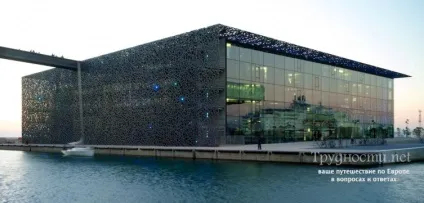 Топ-10 пам'яток Провансу статті (Fondation Vincent Gogh) Топ-10 пам'яток Провансу статті