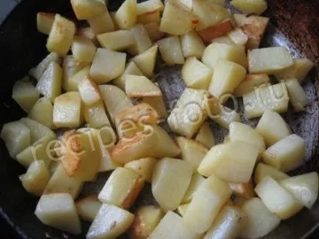 Тушкована картопля з солоними огірками рецепт (тушкована) Тушкована картопля з солоними огірками рецепт