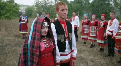 Удмуртська весілля звичаї і традиції під час торжества, фото і відео (фото) Удмуртська весілля звичаї і традиції під час торжества, фото і відео