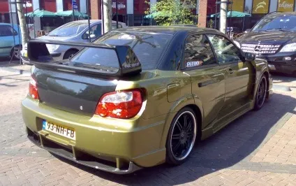 Тюнінг субару імпрези, фото тюнінгу салону subaru impreza