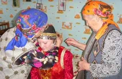 Удмуртська весілля звичаї і традиції під час торжества, фото і відео (традиції) Удмуртська весілля звичаї і традиції під час торжества, фото і відео