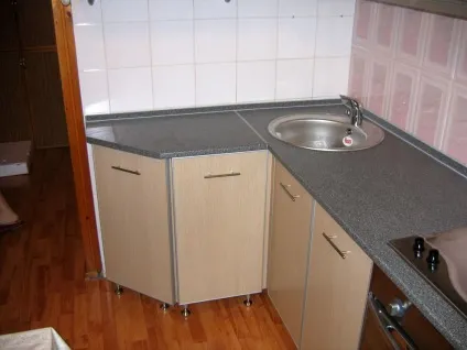 Кутові тумби під мийку для кухні шафа, розмір, тумбочка своїми руками, креслення, економ, фото, відео (шафа) Кутові тумби під мийку для кухні шафа, розмір, тумбочка своїми руками, креслення, економ, фото, відео