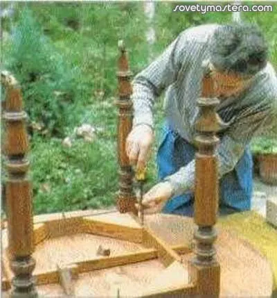 Зміцнюємо обв'язку столу