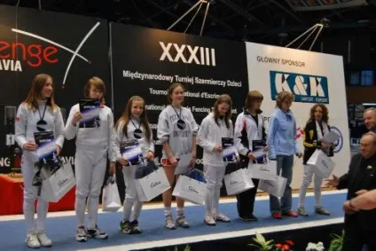 Урок - кейс «спортивне фехтування» - портал для сучасних жінок (кейс) Урок - кейс «спортивне фехтування» - портал для сучасних жінок