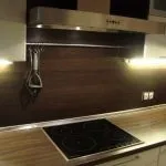 Установка фартуха на кухні своїми руками особливості монтажу (фартуха) Установка фартуха на кухні своїми руками особливості монтажу