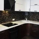 Установка фартуха на кухні своїми руками особливості монтажу (кухні) Установка фартуха на кухні своїми руками особливості монтажу