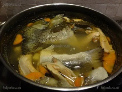 Юшка з форелі