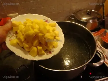 Юшка з форелі