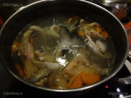 Юшка з форелі