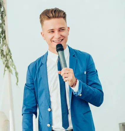 Провідні на весілля, dj та апаратура в Харкові (провідний на ювілей) Провідні на весілля, dj та апаратура в Харкові