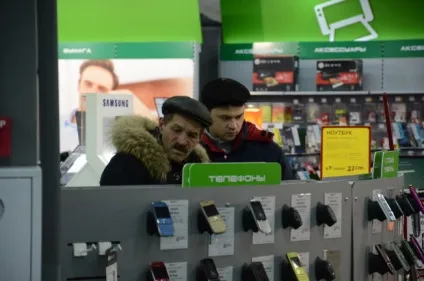 У Константіновкае люди масово скуповують побутову техніку після «чорного вівторка» в магазинах скуповують все (техніку) У Константіновкае люди масово скуповують побутову техніку після «чорного вівторка» в магазинах скуповують все