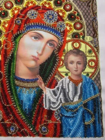 Вишиваємо бісером в техніці рядковий шов (техніці) Вишиваємо бісером в техніці рядковий шов