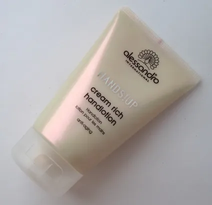 Тести кремів для рук l'occitane, clarins, alessandro, kamill (тести) Тести кремів для рук l'occitane, clarins, alessandro, kamill