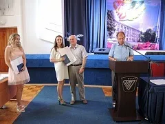 Вручення дипломів бакалаврам ХТФ