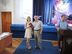 Вручення дипломів бакалаврам ХТФ