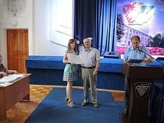 Вручення дипломів бакалаврам ХТФ