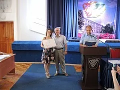 Вручення дипломів бакалаврам ХТФ