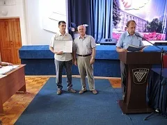 Вручення дипломів бакалаврам ХТФ