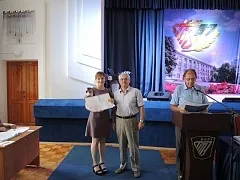 Вручення дипломів бакалаврам ХТФ
