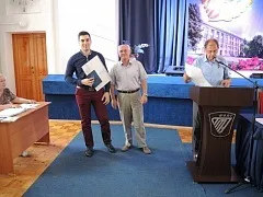 Вручення дипломів бакалаврам ХТФ