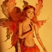 Ходяча лялька - підкажіть, хто вона і звідки (ходяча лялька) Ходяча лялька - підкажіть, хто вона і звідки