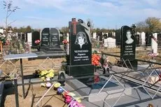 Художнє оформлення пам'ятників - від 300 руб (Спасибі Запит отримання) Художнє оформлення пам'ятників - від 300 руб