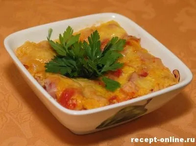 Яєчня з шинкою, помідорами і солодким перцем (яєчня) Яєчня з шинкою, помідорами і солодким перцем